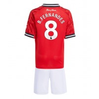 Camiseta Manchester United Bruno Fernandes #8 Primera Equipación Replica 2025-26 para niños mangas cortas (+ Pantalones cortos)